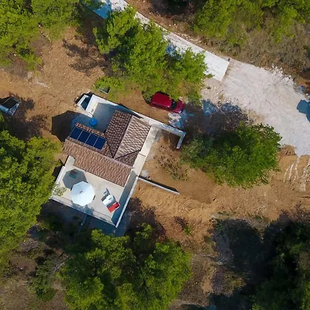 House Sarbun * Постира